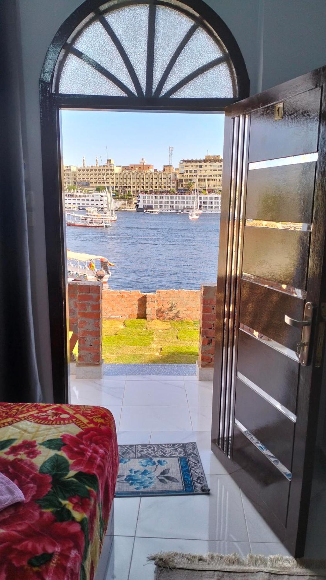 Onaty Narty Guest House 阿斯旺 外观 照片